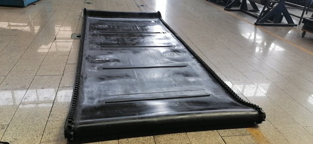 富耐特輸送帶：輸送機覆蓋帶的特點及5點使用標(biāo)準(zhǔn)