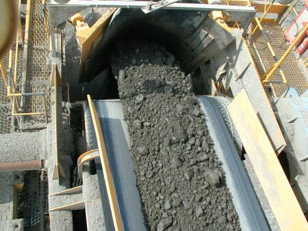 輸送帶廠家解答，如何按照自己的行業(yè)來選擇輸送帶？