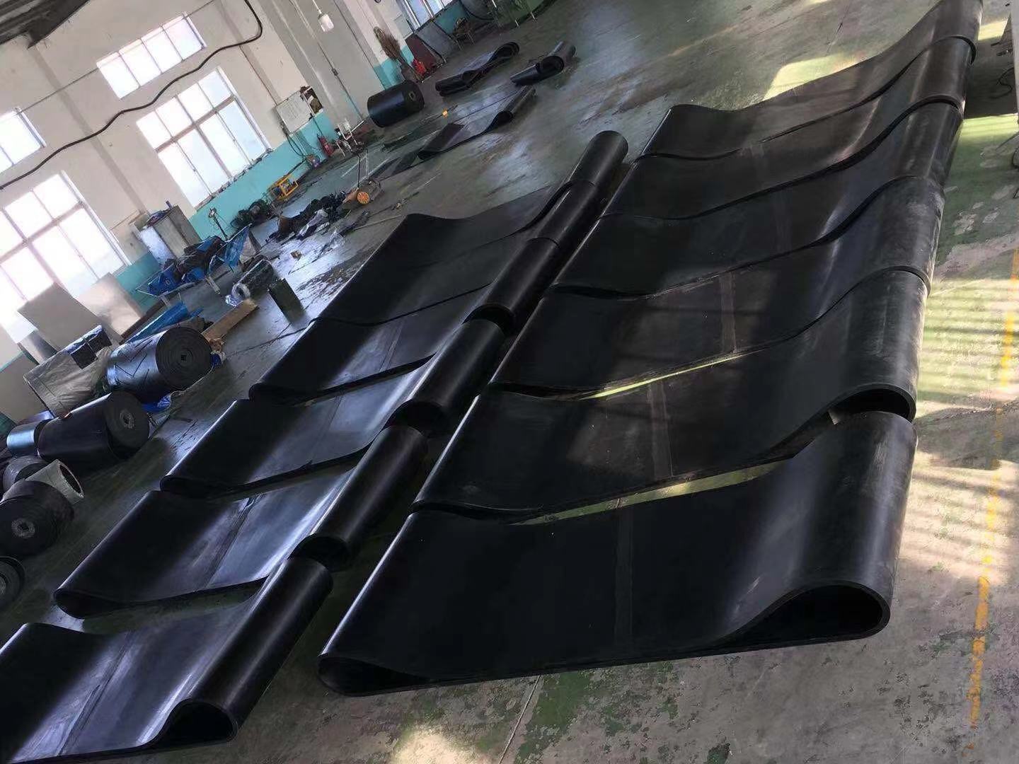 橡膠環(huán)形輸送帶價格是多少？1米多少錢？