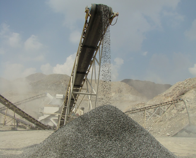 可移動(dòng)輸送帶輸送機(jī)，運(yùn)輸砂石水泥煤炭，青島輸送帶生產(chǎn)廠家