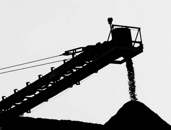 環(huán)形輸送帶現(xiàn)場接頭，輸送帶廠家安裝經(jīng)驗(yàn)